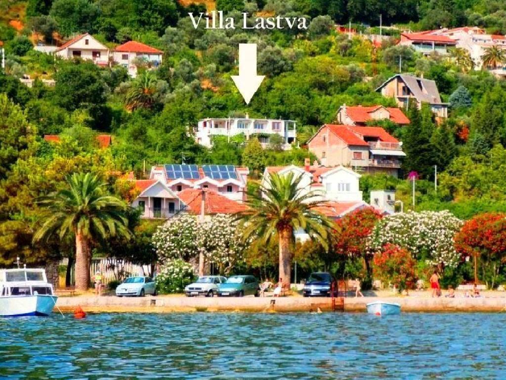 Villa Lastva Apartments ติวัต ภายนอก รูปภาพ